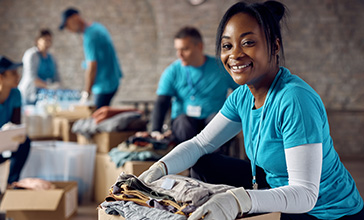 People volunteering